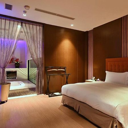 Takao Love Motel Kaohsiung Exterior foto
