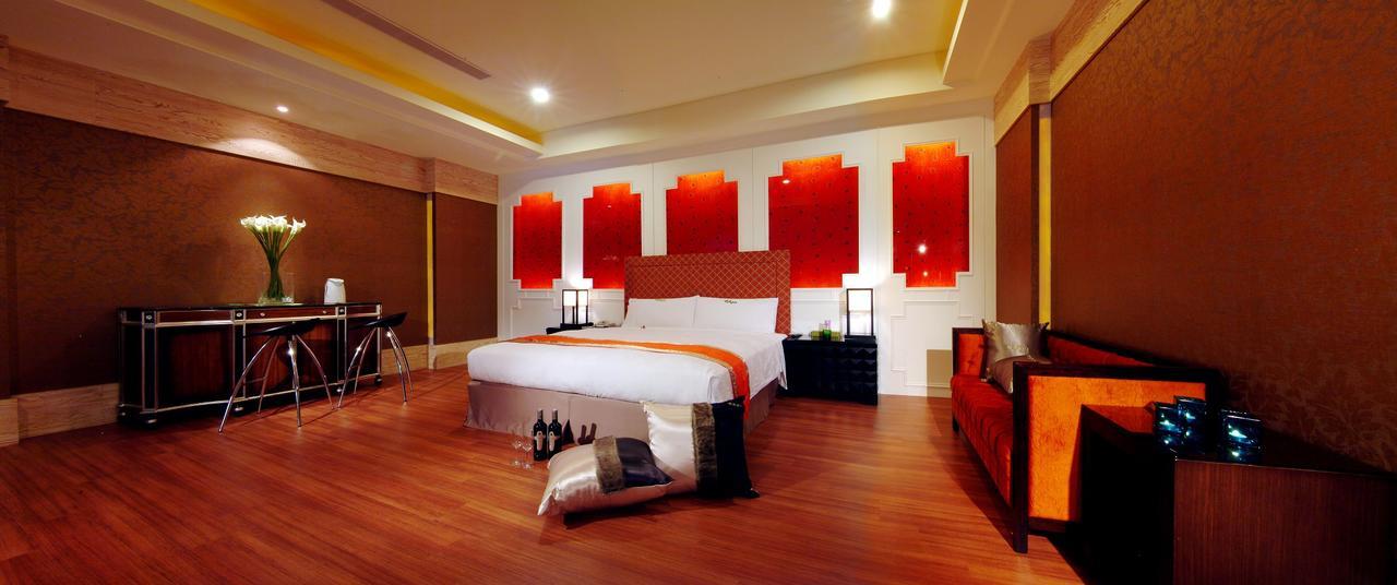 Takao Love Motel Kaohsiung Exterior foto